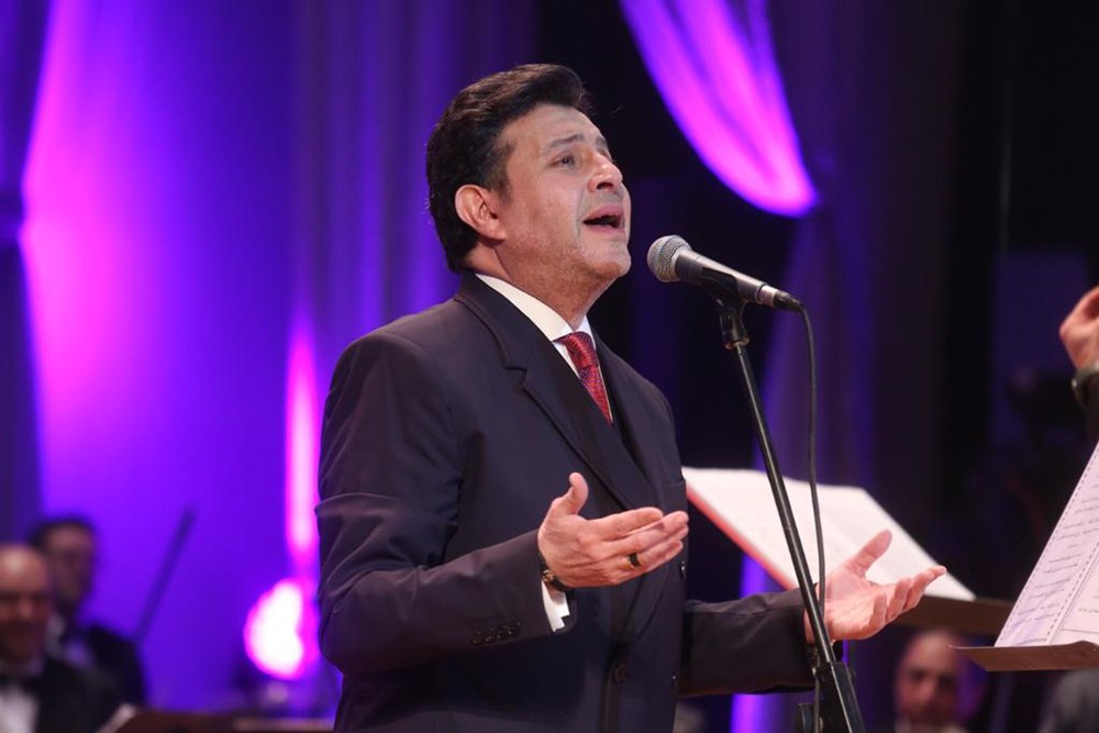 الفنان المصري هاني شاكر