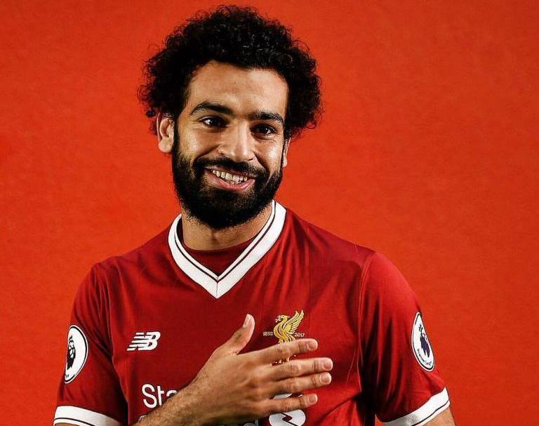 محمد صلاح نجم المنتخب المصري وليفربول الإنجليزي 