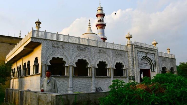 Shrine complex of Khwaja Muhammad Amin at Mastal Sharif