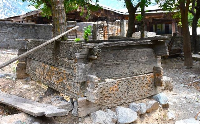 A carved wooden coffin in Seo village (All Pictures by Zulfiqar Ali Kalhoro)