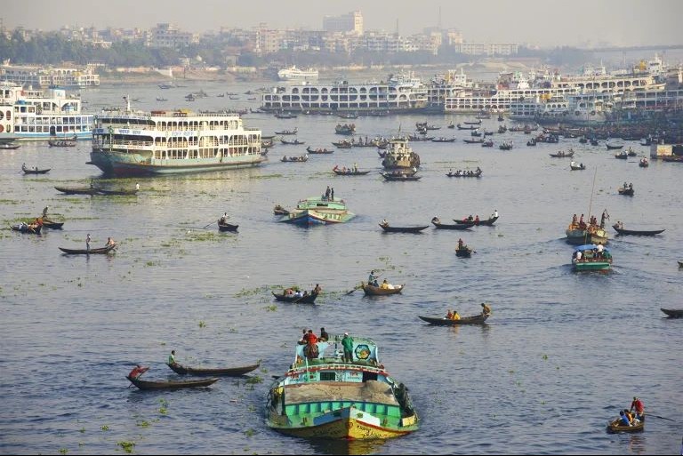 Boat traffic in Buriganga River, Dhaka