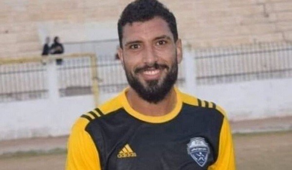 اللاعب محمد شوقي مدافع فريق كفر الشيخ