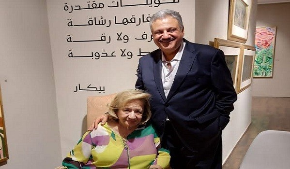 هشام كنعان ووالدته سناء البيسي