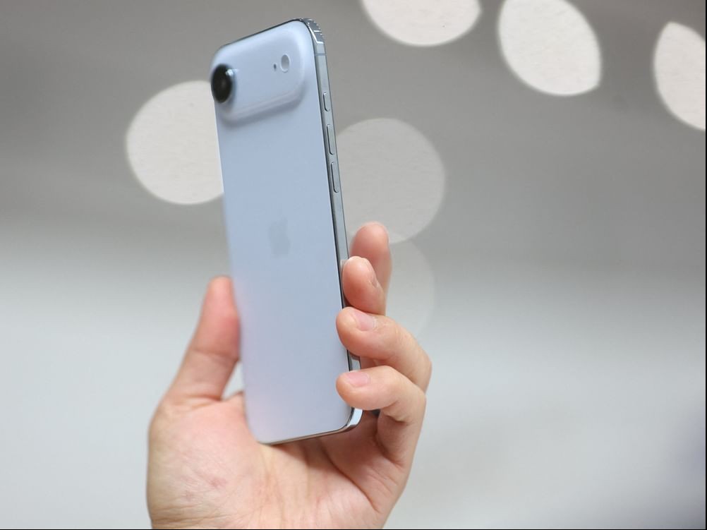 iPhone Air