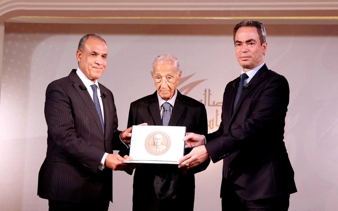 تكريم فهمي عمر - أرشيفية