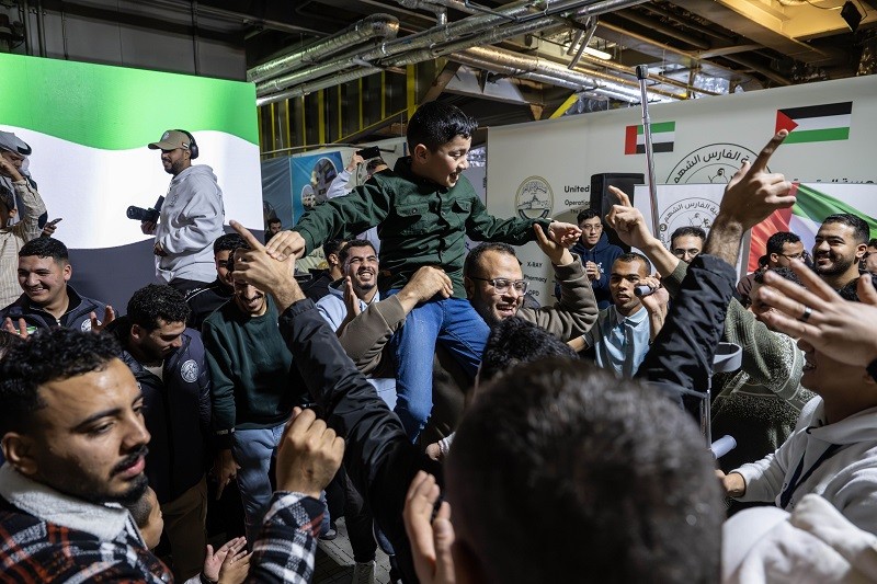 المستشفى الإماراتي العائم