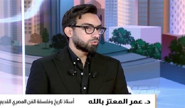 الدكتور عمر المعتز بالله أستاذ تاريخ وفلسفة الفن المصري القديم