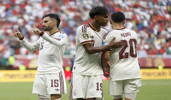 برشلونة أكثر الأندية تمثيلاً في نصف نهائي كأس العالم