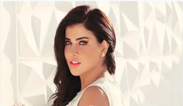 الفنانة جومانا مراد