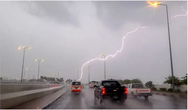 أمطار رعدية أرشيفية