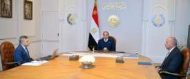 الرئيس السيسي ورئيس هيئة قناة السويس