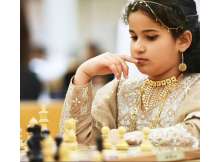 لاعبة شطرنج