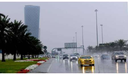 أمطار وانخفاض في درجات الحرارة.. طقس الإثنين في الإمارات