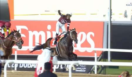 عمره 4 سنوات ومن سلالة إنجليزية.. ماذا تعرف عن المُهر 