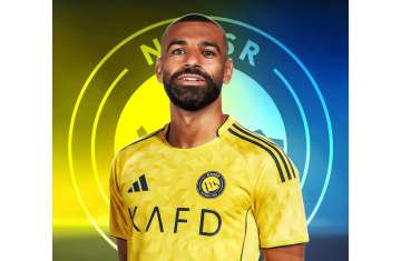 محمد صلاح بقميص النصر