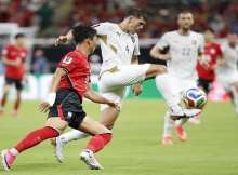 الانضباط التكتيكي يحسم مواجهتي الافتتاح في كأس العالم