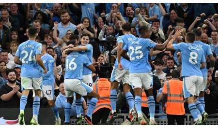مانشستر سيتي يرسل ليفربول إلى المركز التاسع بثلاثية في الدوري الإنجليزي
