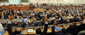 برلمان الجزائر يقر ميزانية تشمل رفعا لأسعار الوقود وزيادات ضريبية