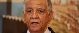 وزير النفط العراقي جبار اللعيبي يتحدث في مؤتمر صحفي بغداد.