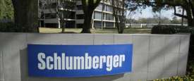 شعار شركة شلومبرجر على عند مدخل مقر الشركة