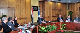 وزير البترول المصرى يبحث سبل التعاون مع إيطاليا في مشروعات البتروكيماويات