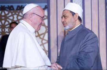 شيخ الأزهر في لقاء سابق مع بابا الفاتيكان