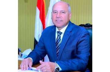 كامل الوزير وزير النقل المصري