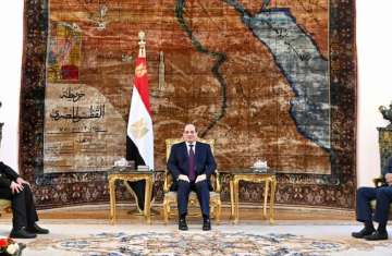 اللقاء