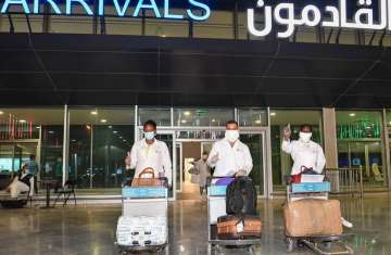 مطار الكويت