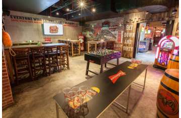 CLAW BBQ is back with a stacked menu of ridiculously delicious comfort food, CLAWsome cocktails, and daily deals, along with live sports, challenges and addictive arcade games, at Souk Al Bahar.