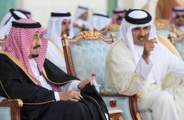 تميم بن حمد والملك سلمان