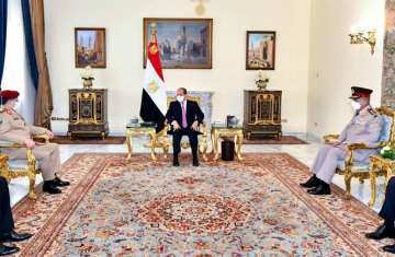 اللقاء