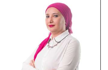 دينا عبد المنعم