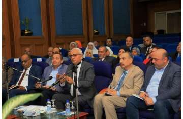 اجتماع الوزير