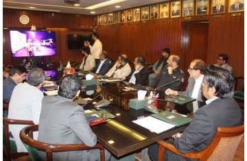 Meeting reviews arrangements of World Culture Festival