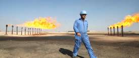 حقل نفط  